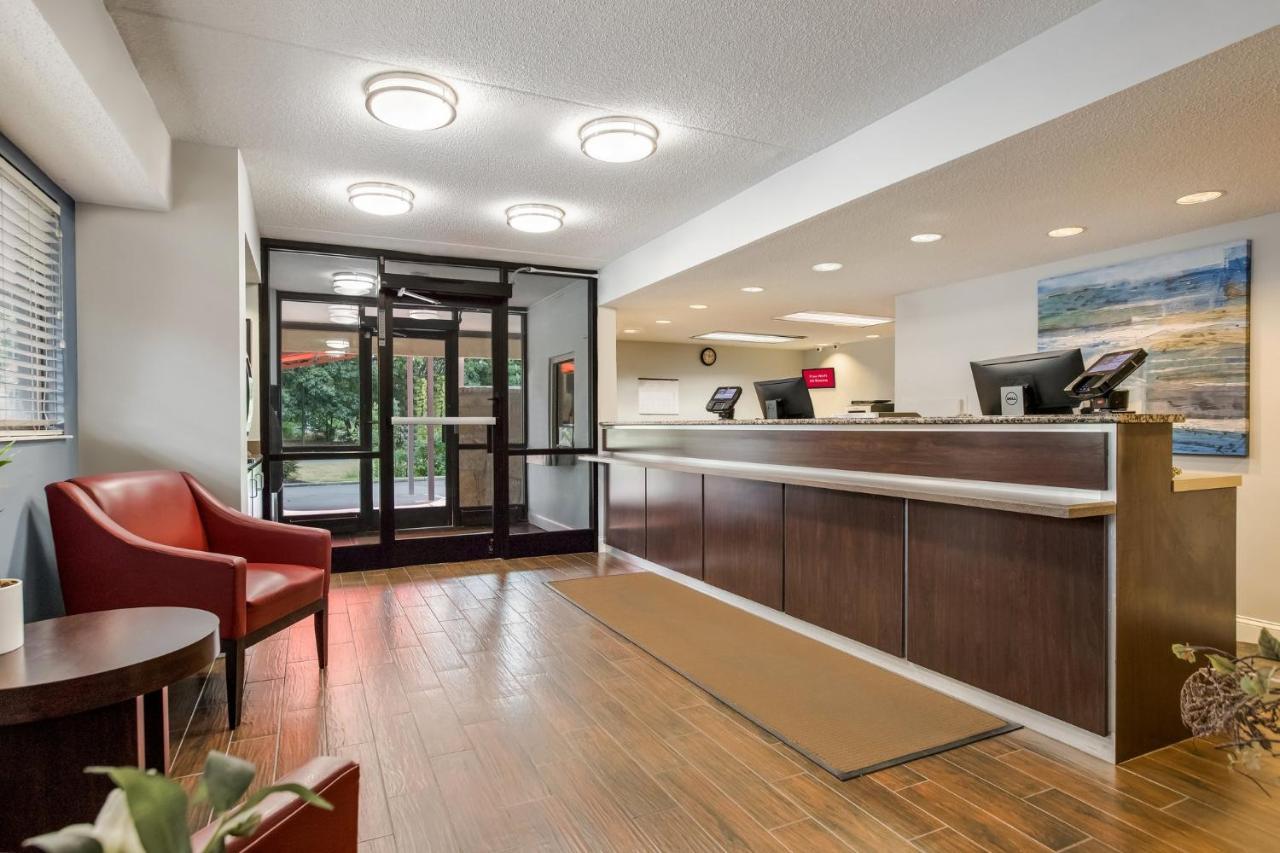 Motel Hometowne By Red Roof Princeton - Ewing/ Lawrenceville 2*
